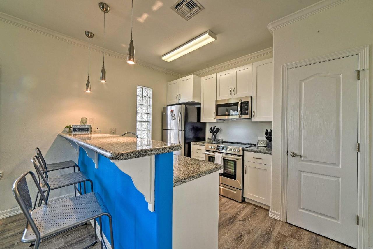 Modern Island Condo With Pool Steps To The Beach! South Padre Island Zewnętrze zdjęcie