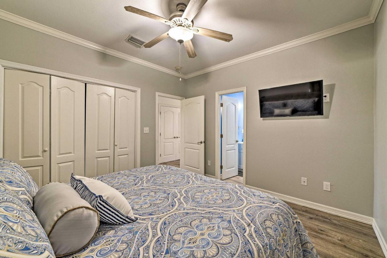 Modern Island Condo With Pool Steps To The Beach! South Padre Island Zewnętrze zdjęcie