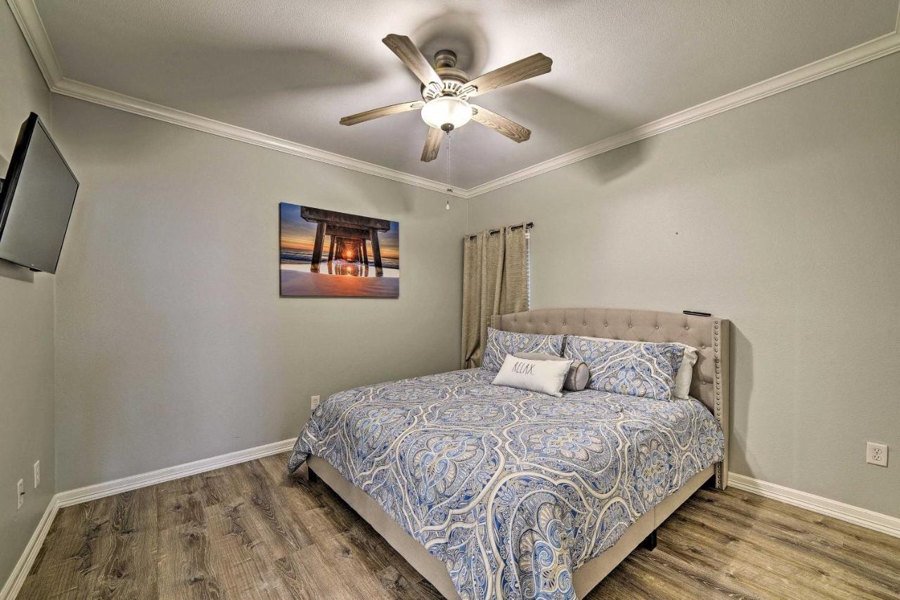 Modern Island Condo With Pool Steps To The Beach! South Padre Island Zewnętrze zdjęcie