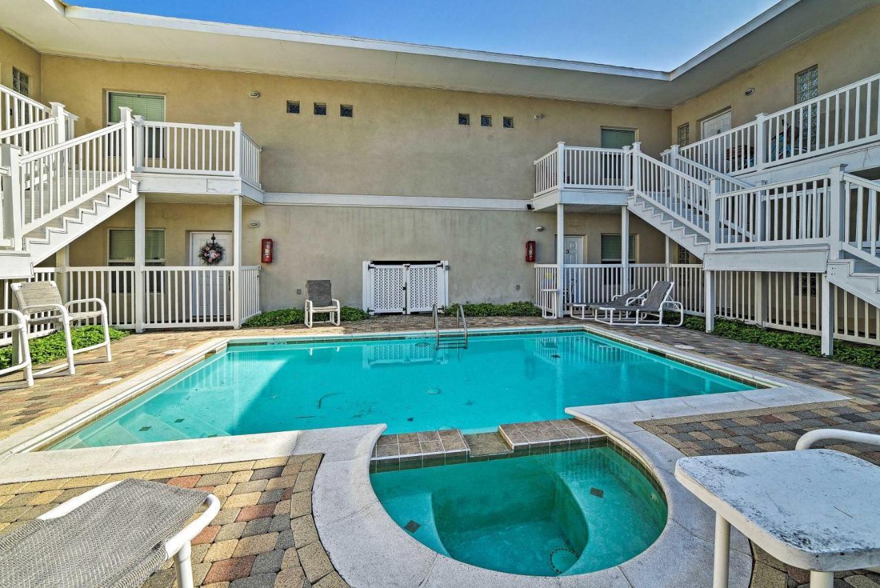 Modern Island Condo With Pool Steps To The Beach! South Padre Island Zewnętrze zdjęcie