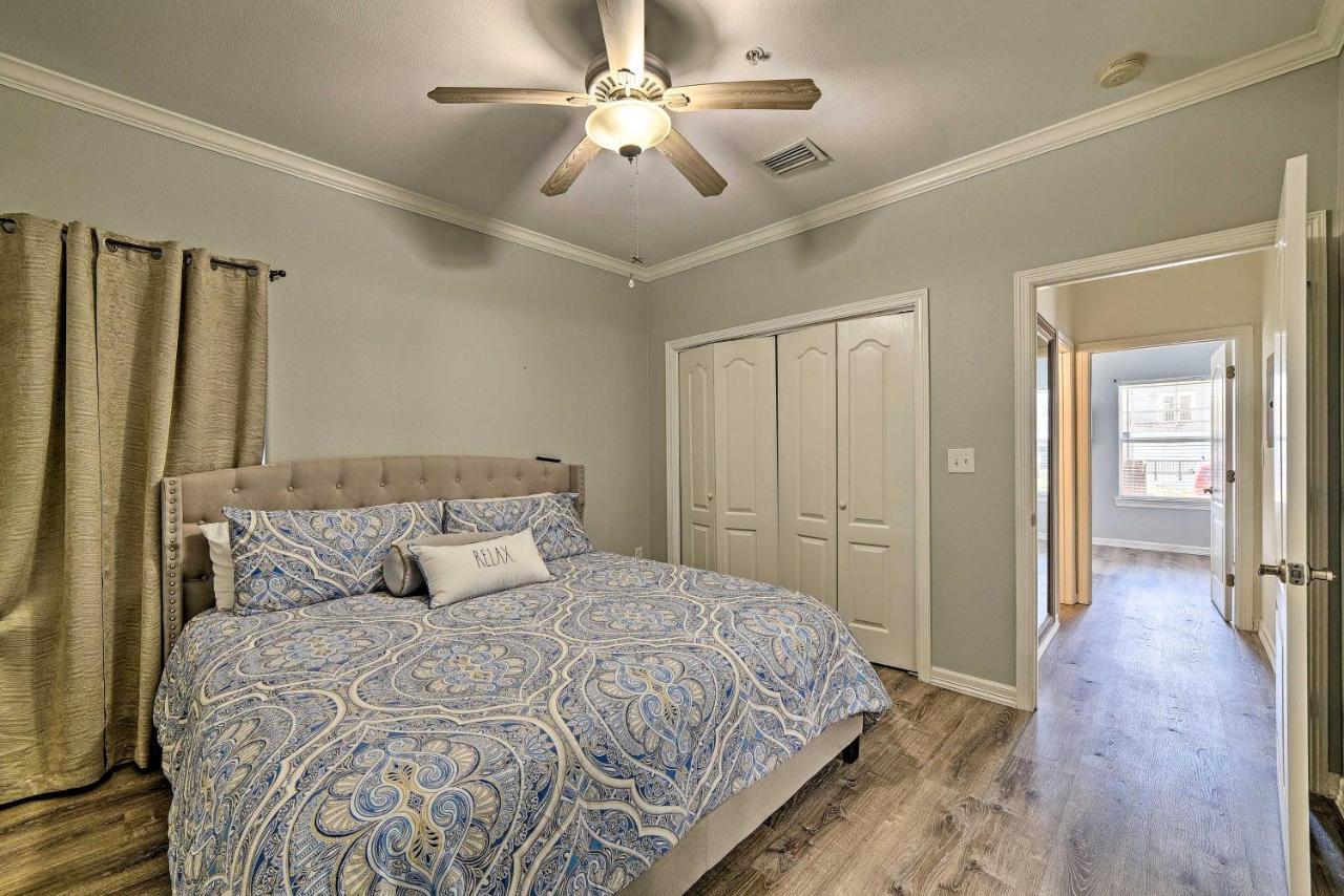 Modern Island Condo With Pool Steps To The Beach! South Padre Island Zewnętrze zdjęcie